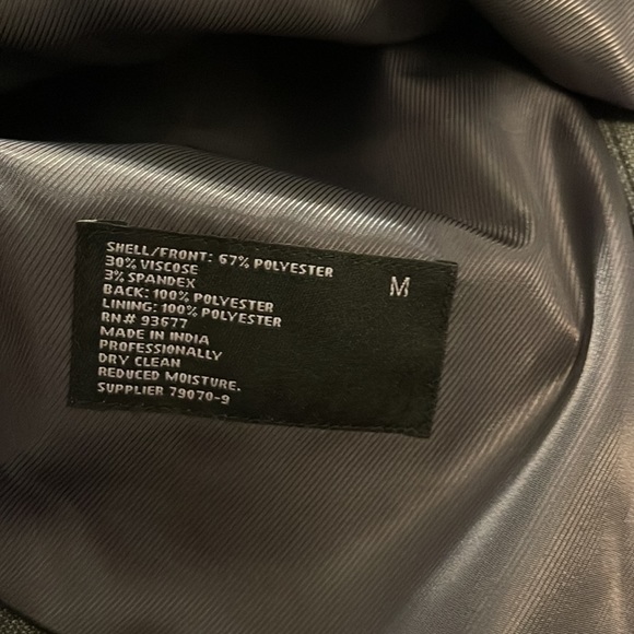 Men’s suit pants and vest set - Picture 3 of 4